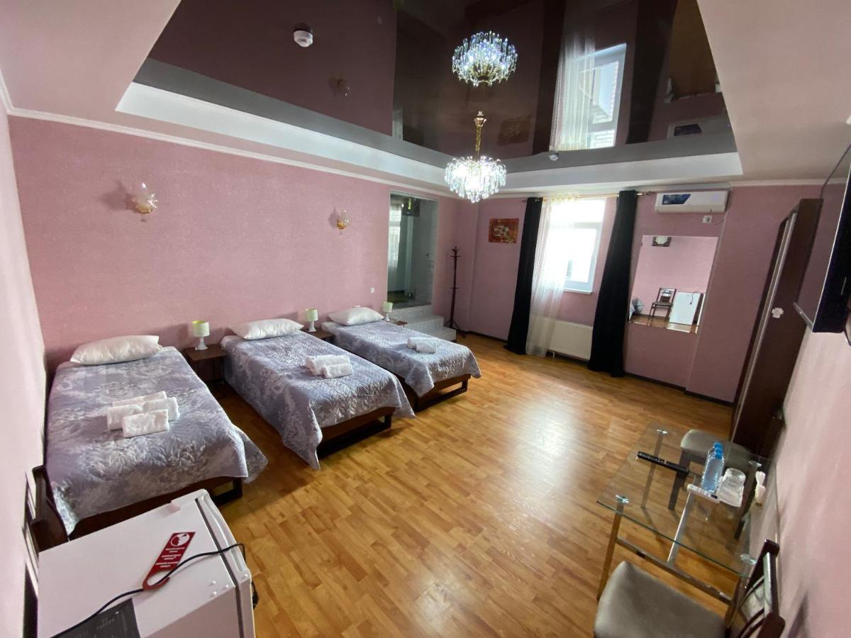 Hotel Uzbegim Urgenč Exteriér fotografie