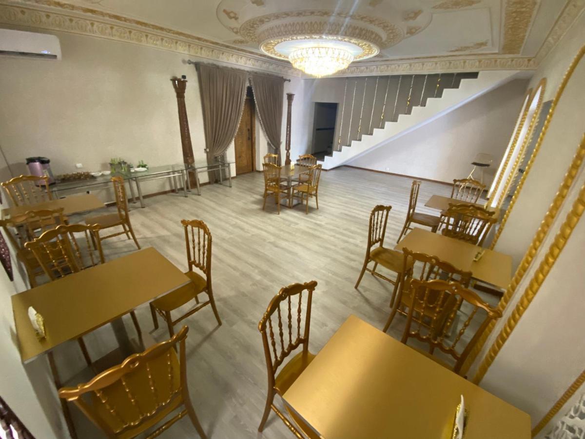 Hotel Uzbegim Urgenč Exteriér fotografie