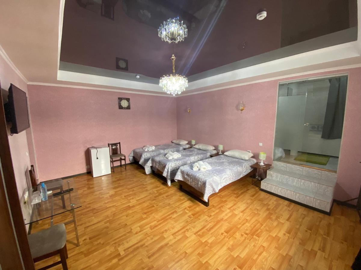 Hotel Uzbegim Urgenč Exteriér fotografie